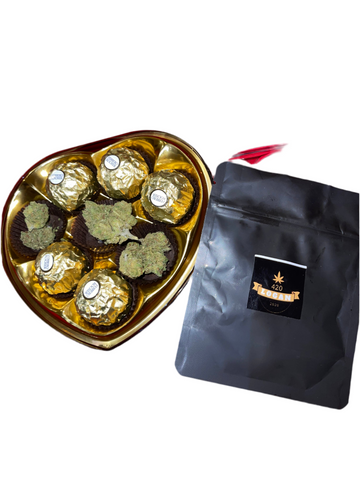 4g of blue cheese with chocolate