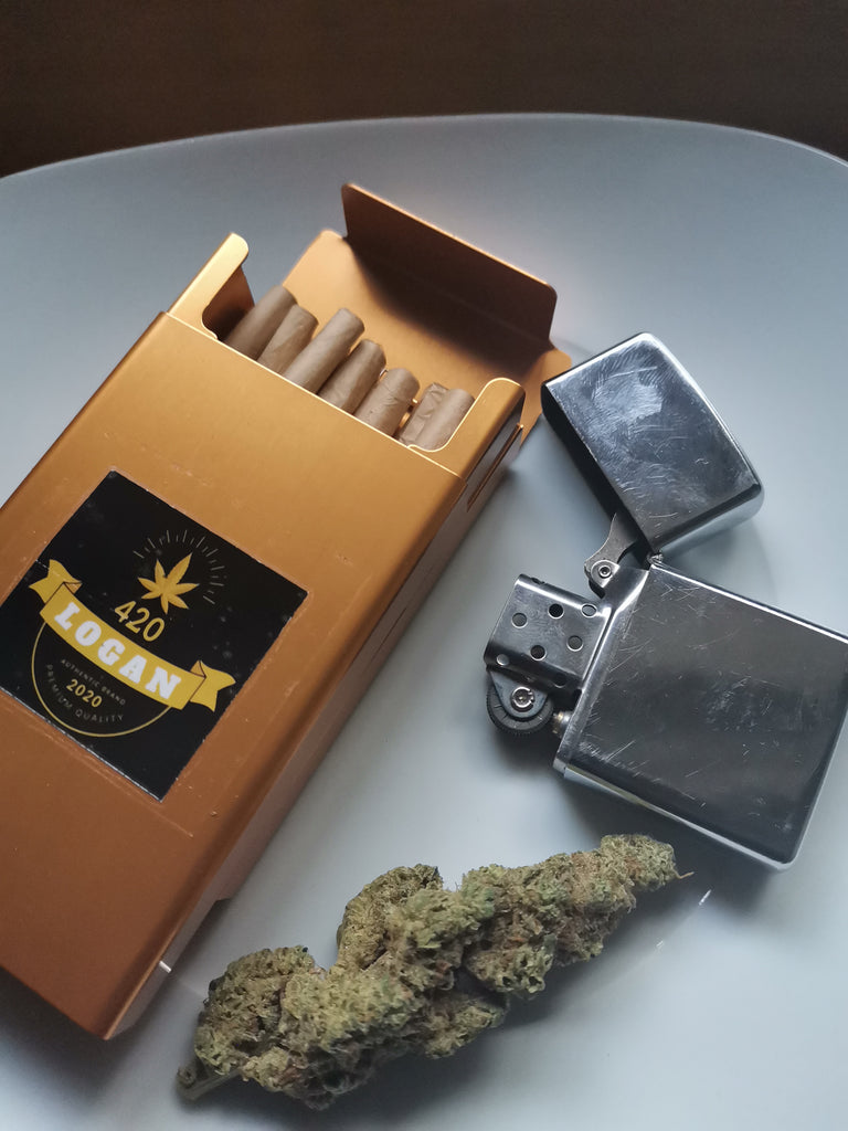 box of 20 rolled joints outdoor